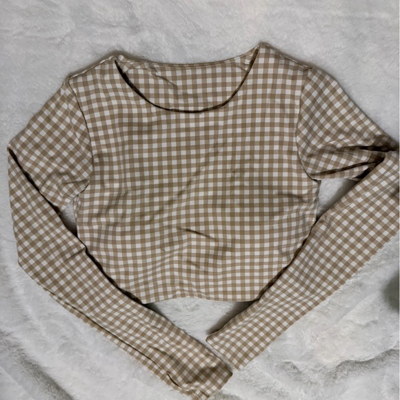 Astoria LUXE BALANCE Staple Sleeved Crop - Beige Gingham - Picture 6 of 7